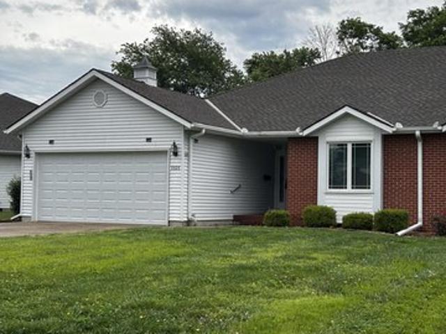 Condo for sale in Clinton, Henry County