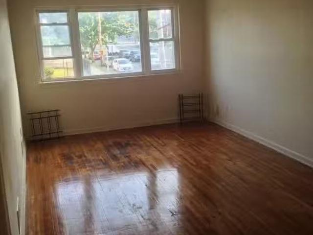 House for rent in Astoria House for rent in Astoria