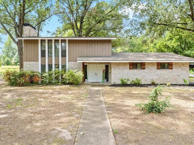 House for sale in Titus, Texas