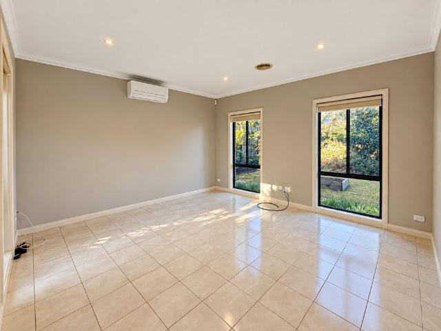 Townhouse for rent in Mount Waverley, Melbourne