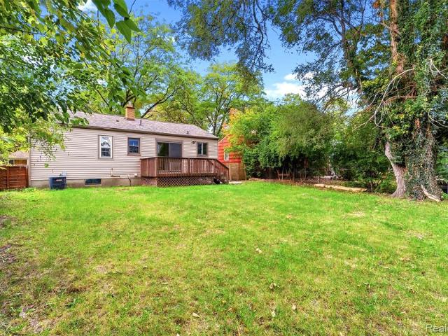 House for sale in Flint, Genesee County