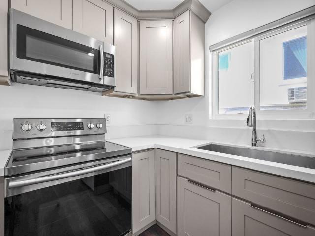 Apartment for rent in Santa Ana, California