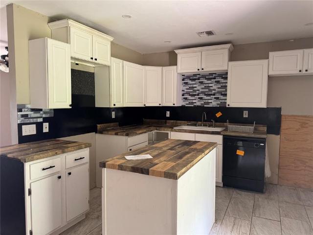 House for sale in Lindsay, Oklahoma