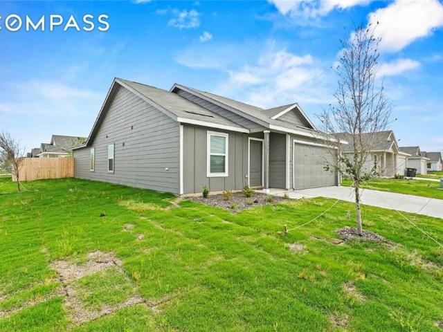 House for sale in Crowley