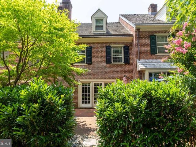 Townhouse for sale in Dresher, Pennsylvania