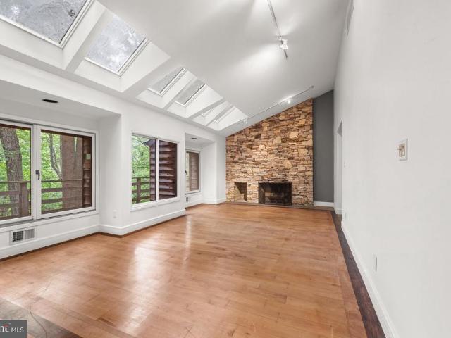 House for sale in Mount Nebo, Martic Township