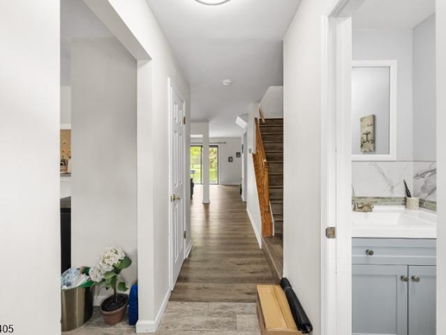 Townhouse for sale in Flagtown, New Jersey