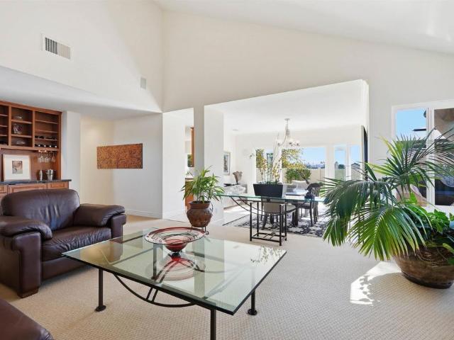 House for sale in Eden Gardens, Solana Beach