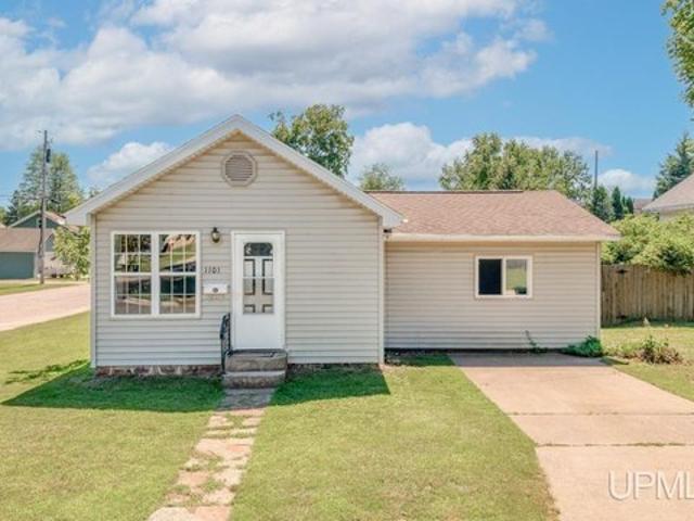 House for sale in Iron Mountain, Michigan