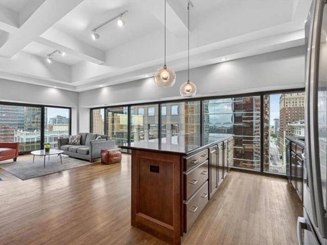 Condo for sale in Kansas City, Missouri