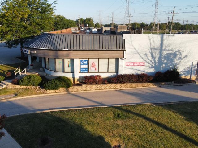 Commercial for sale in Buffalo Grove, Illinois