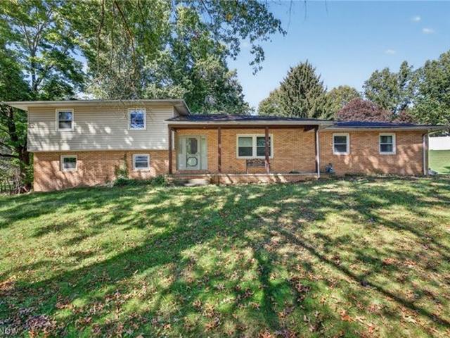 House for sale in Hartville, Stark County