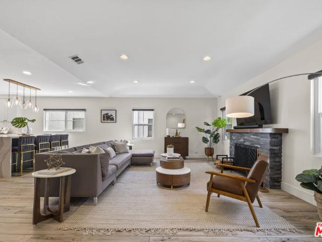 House for sale in Canoga Park, California
