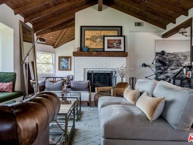 House for sale in Studio City Neighborhood Council District, Canoga Park