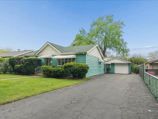 House for sale in Chicago Ridge, Illinois