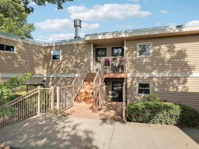 Condo for sale in Chaska, Carver County