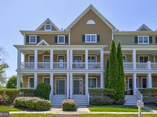 Townhouse for sale in Delaware