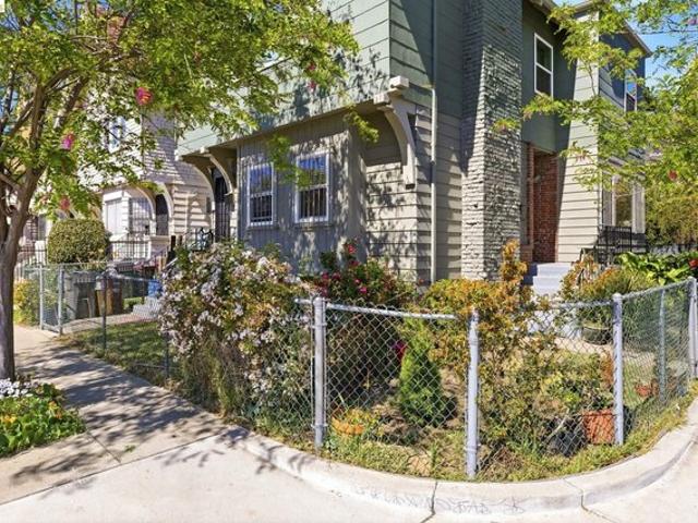 House for sale in Oakland, California