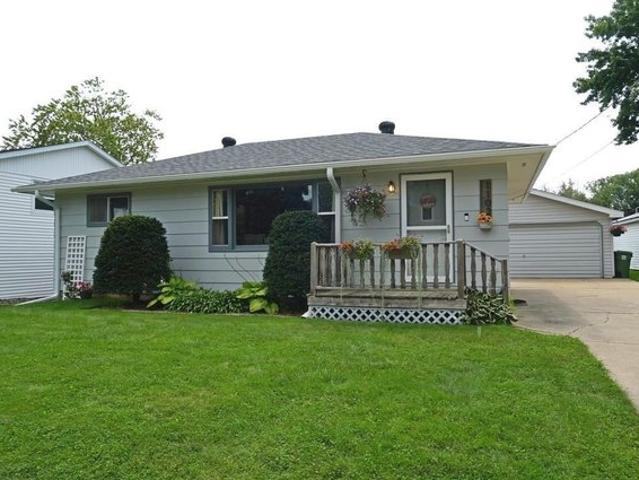 House for sale in Charles City, Iowa