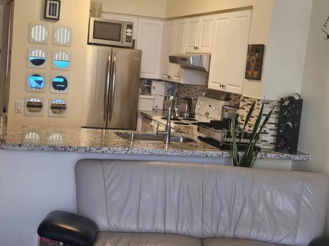 Condo for rent in York, Ontario