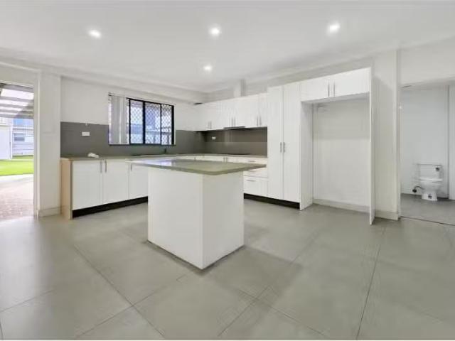 House for rent in Condell Park, Sydney