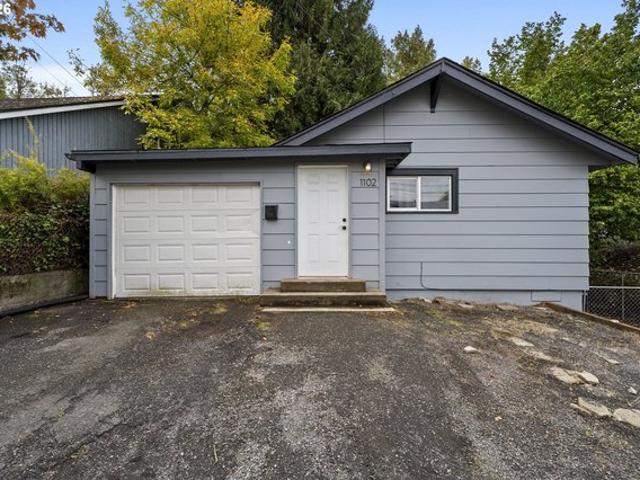 House for sale in Kelso, Washington