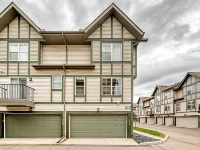 Townhouse for sale in Northwest, Alberta