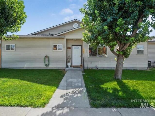 Townhouse for sale in Nampa