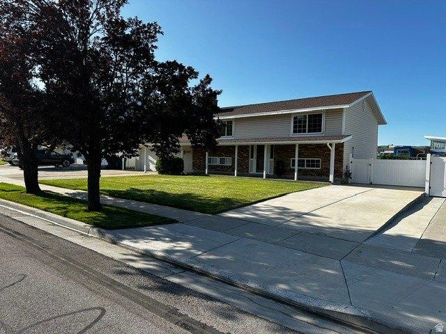 House for sale in Sandy, Utah