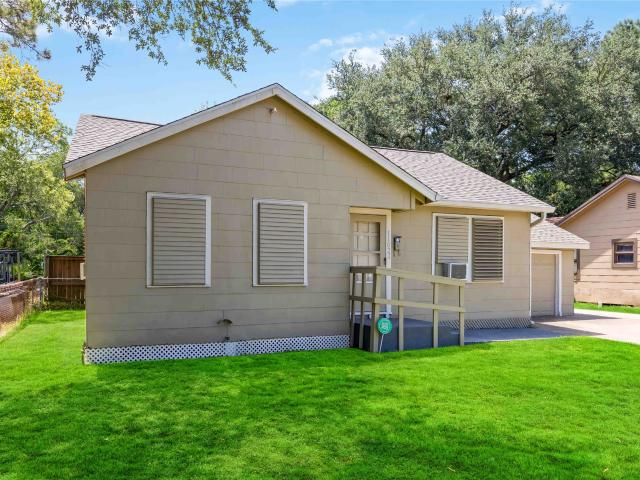 House for sale in La Marque
