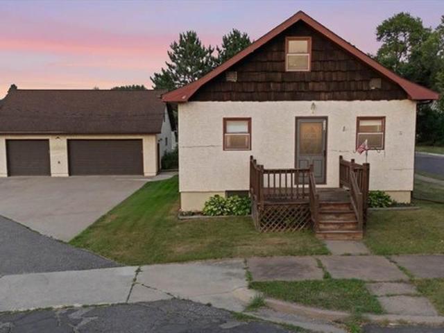 House for sale in Eveleth, Minnesota