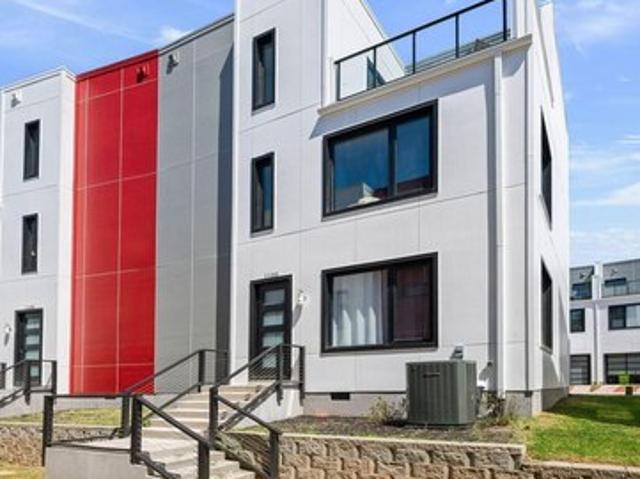 Townhouse for sale in Durham, North Carolina
