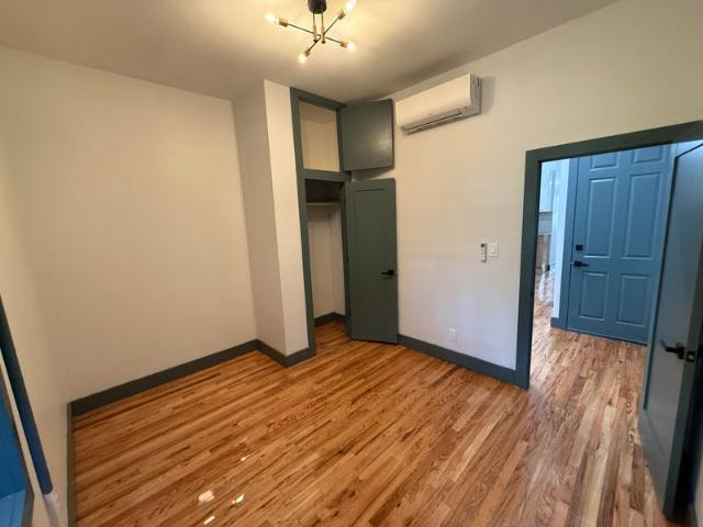 Room for rent in Arverne, New York