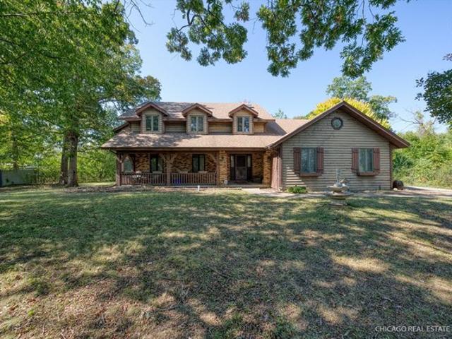 House for sale in Gurnee, Illinois
