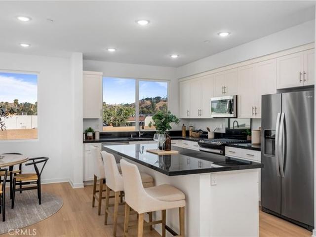 Townhouse for sale in Colton, California