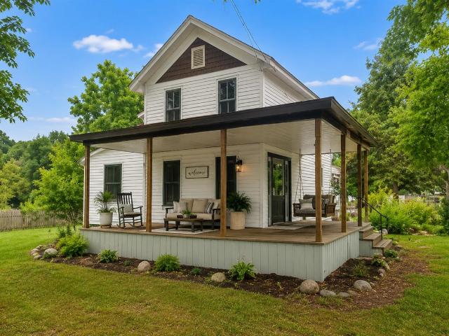 House for sale in Columbia Township, Van Buren County