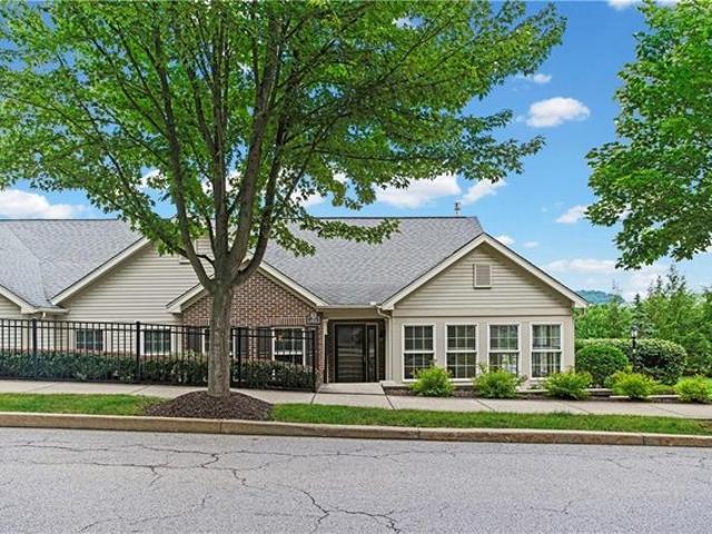 Condo for sale in Cranberry Twp, Pennsylvania