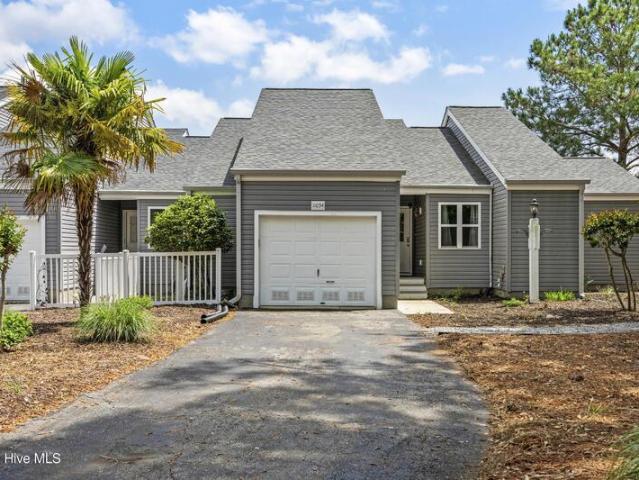 Townhouse for sale in New Bern