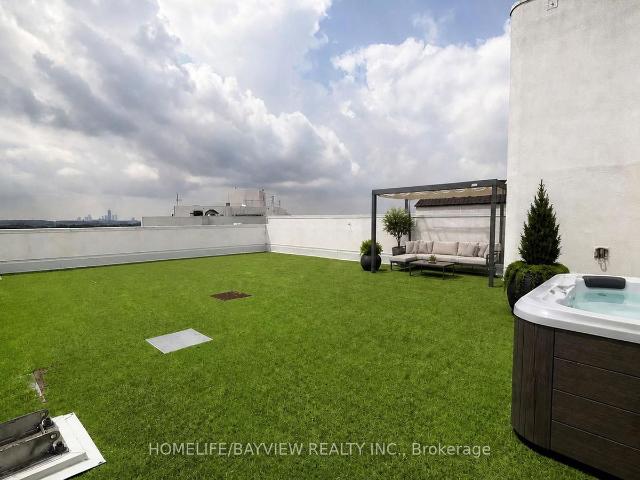 Condo for sale in York, Ontario