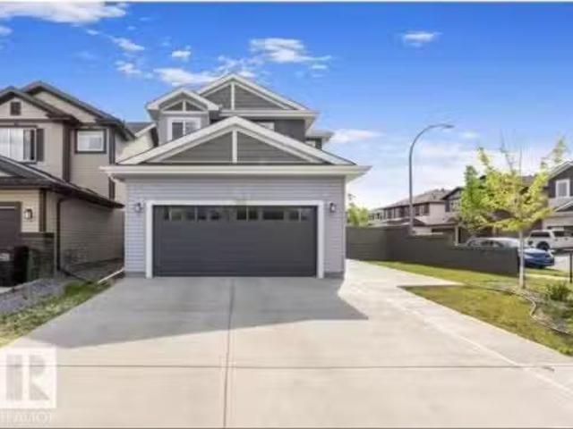 House for sale in Wedgewood, Alberta