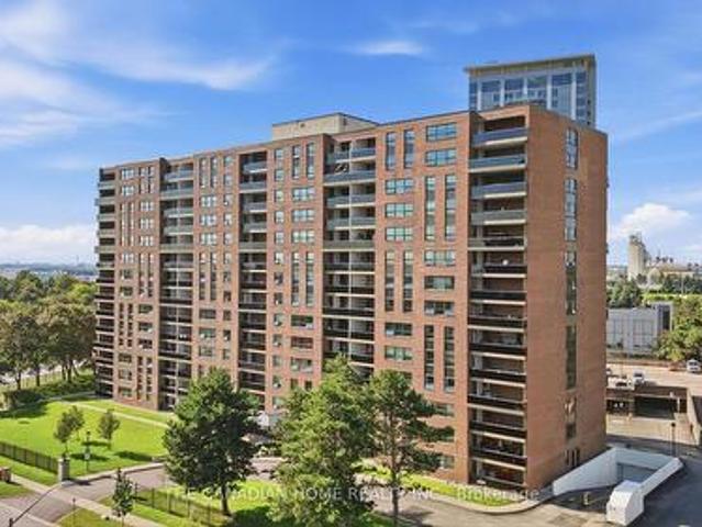Condo for sale in Bramalea, Brampton