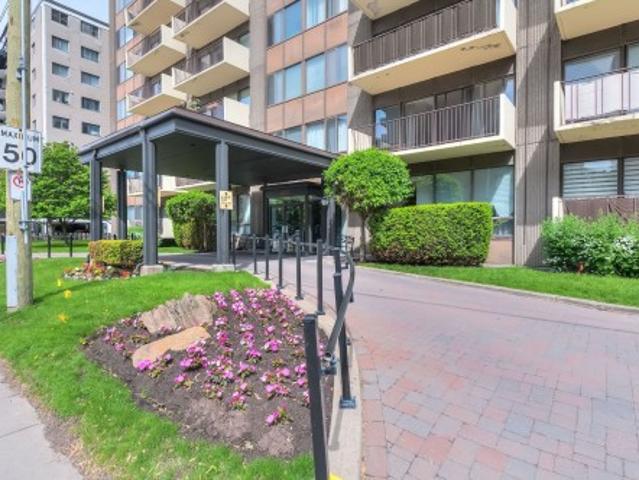 Condo for sale in Cote-saint-luc, Quebec