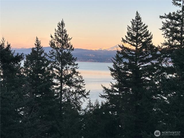 House for sale in Washington