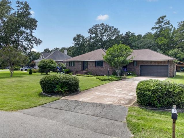 House for sale in Moncks Corner, South Carolina
