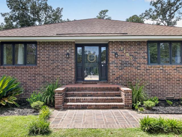 House for sale in Moncks Corner, South Carolina