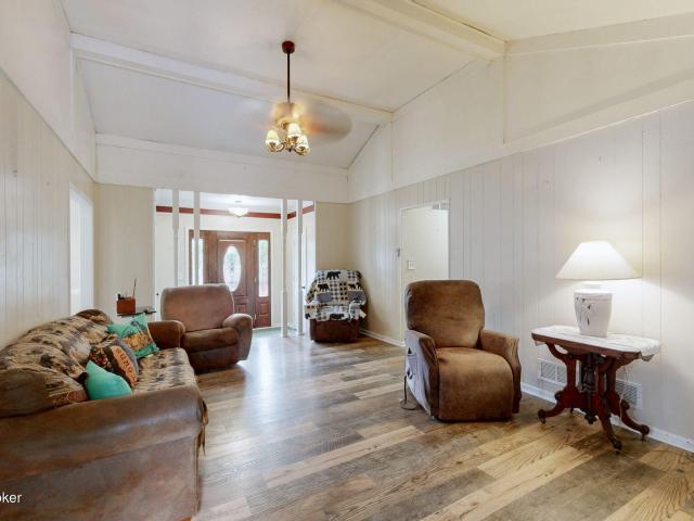 House for sale in Goshen, Kentucky