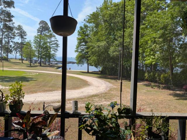 Condo for sale in Manning, South Carolina