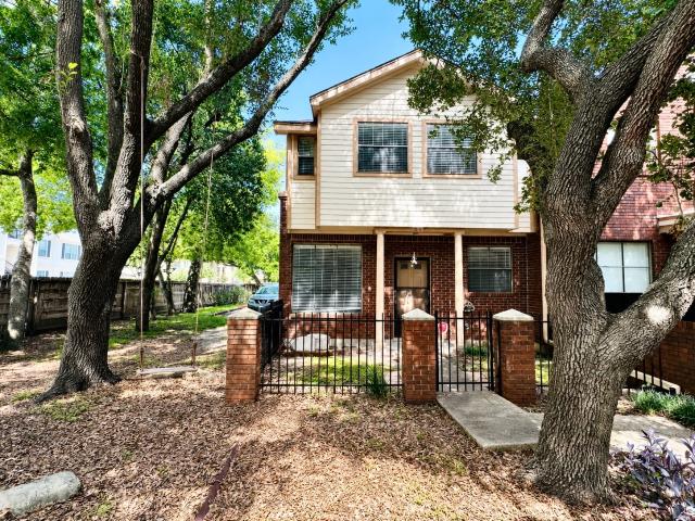 Townhouse for sale in Stafford, Texas
