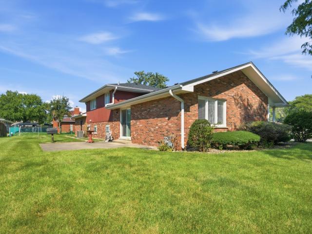 House for sale in South Holland, Illinois