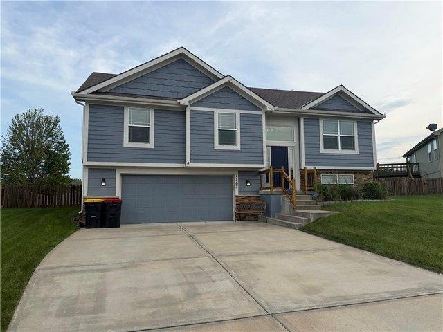 House for sale in Kearney, Missouri